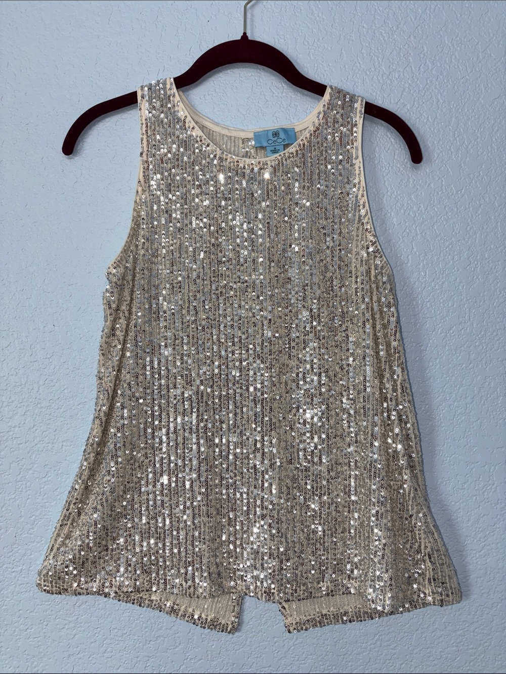CeCe Champagne Allover Sequin Sleeveless Top Size Small